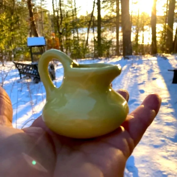 BYBEE Mini Pottery Kentucky McCOY Pitcher SHAWNEE Miniature Vintage Soft Yellow - Picture 3 of 11